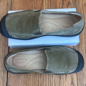 KEEN Cush Olive Green Leather Slip-On Loafers - Women’s 10